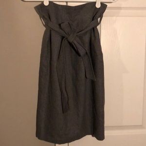 Club Monaco gray pinstripe skirt size 2